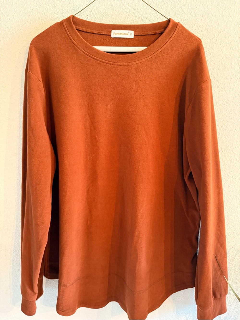 Fantaslook Women's Crewneck Sweater in Rust Orange